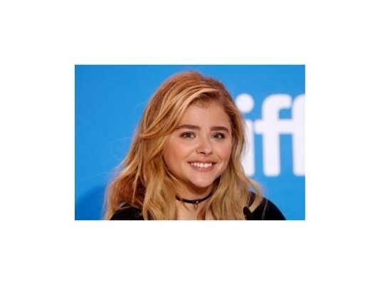 Chloë Grace Moretz Biography.