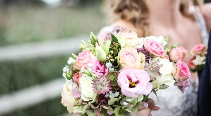 Flower Power, Magical Flowers For Your Skin, Hair And Body Flower delivery online