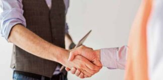 8 Pro Tips on How to Hire a Contractor