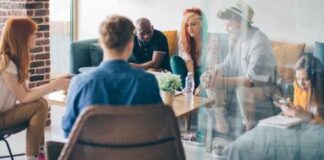 What Are The Advantages Of International Communications? What Are The Advantages Of International Communications