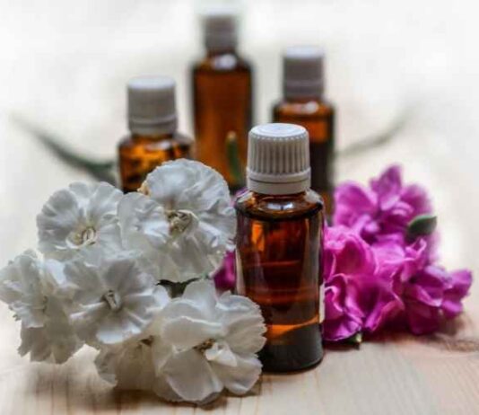 Essential Oils’ Health Benefits Essential Oils' Health Benefits