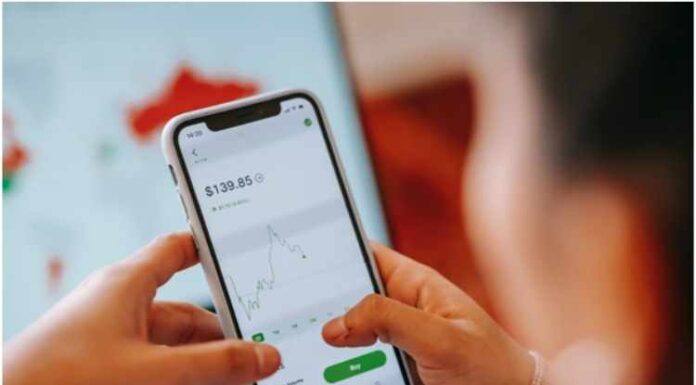 How is the usage of Online Investing & Trading App increasing in India? How is the usage of Online Investing & Trading App increasing in India?