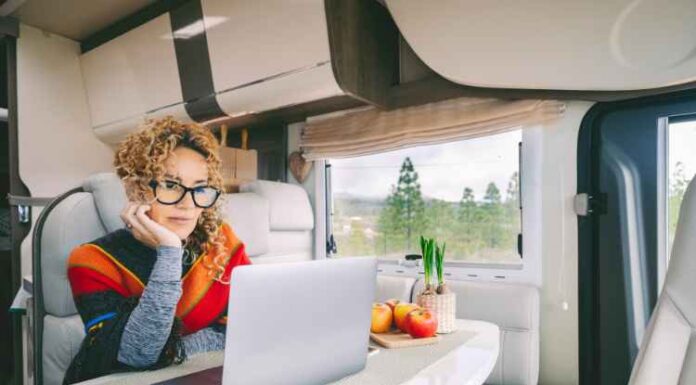 How to Become a Digital Nomad & Experience Freedom How to Become a Digital Nomad & Experience Freedom