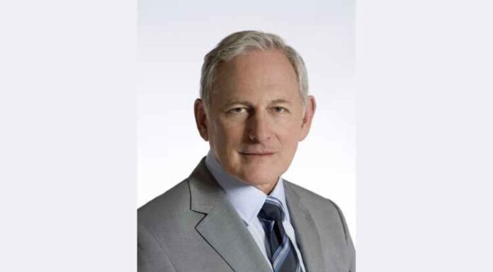 Who Is Victor Garber And His Net Worth, Love Life, Great Achievement And FAQ victor garber
