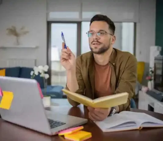 4 Essential Khan Academy Courses Tailored for Senior Learners 4 Essential Khan Academy Courses Tailored for Senior Learners