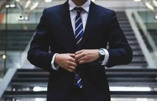 Signs of a Well-Tailored Suit: Key Details to Notice Signs of a Well-Tailored Suit